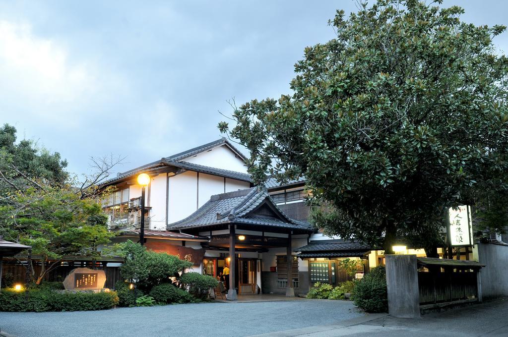 Hitoyoshi Ryokan Dış mekan fotoğraf